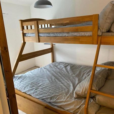2-Bed Cottage In In Welsh Valley Nr Суонси Экстерьер фото
