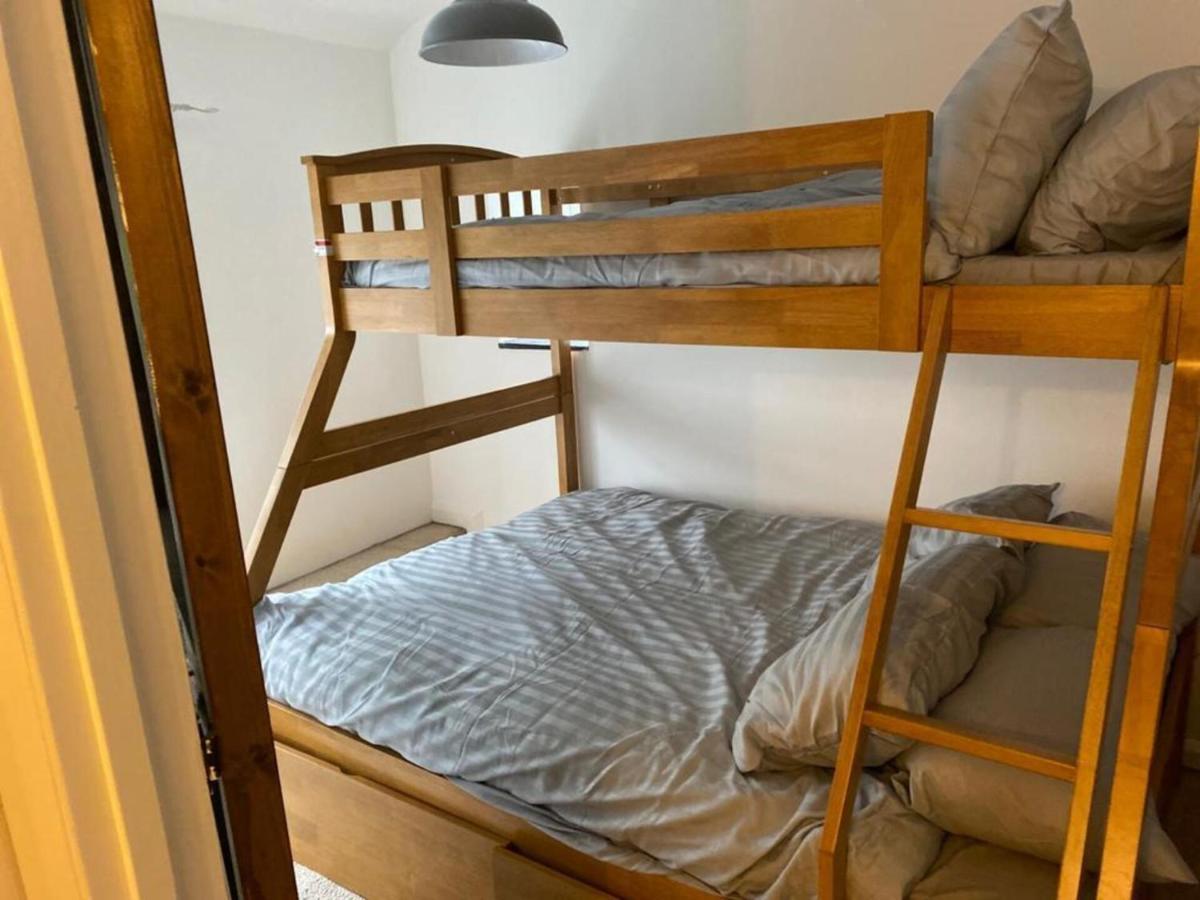 2-Bed Cottage In In Welsh Valley Nr Суонси Экстерьер фото